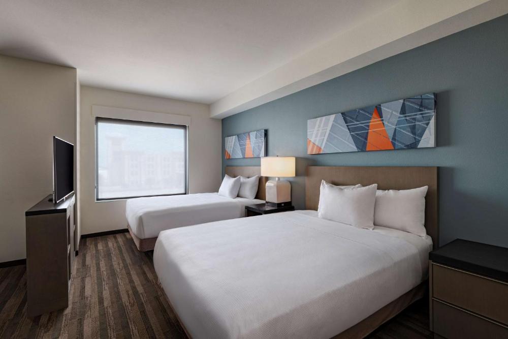 Studio Suite with Two Queen Beds, Sofa Bed and Kitchen interior